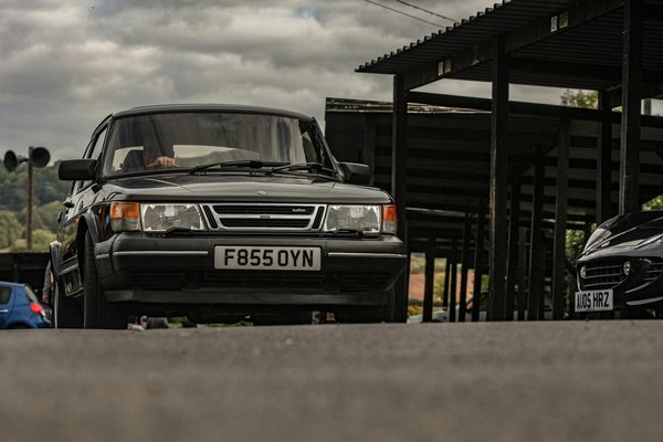 Quels sont les réglementations et avantages de la carte grise pour les véhicules historiques ?